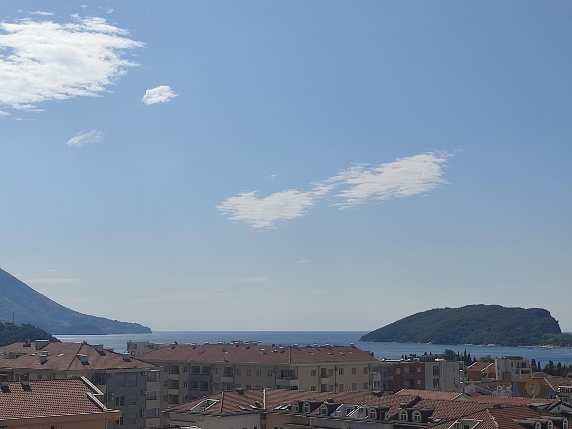 Agua Mare Apartment Budva Exteriör bild
