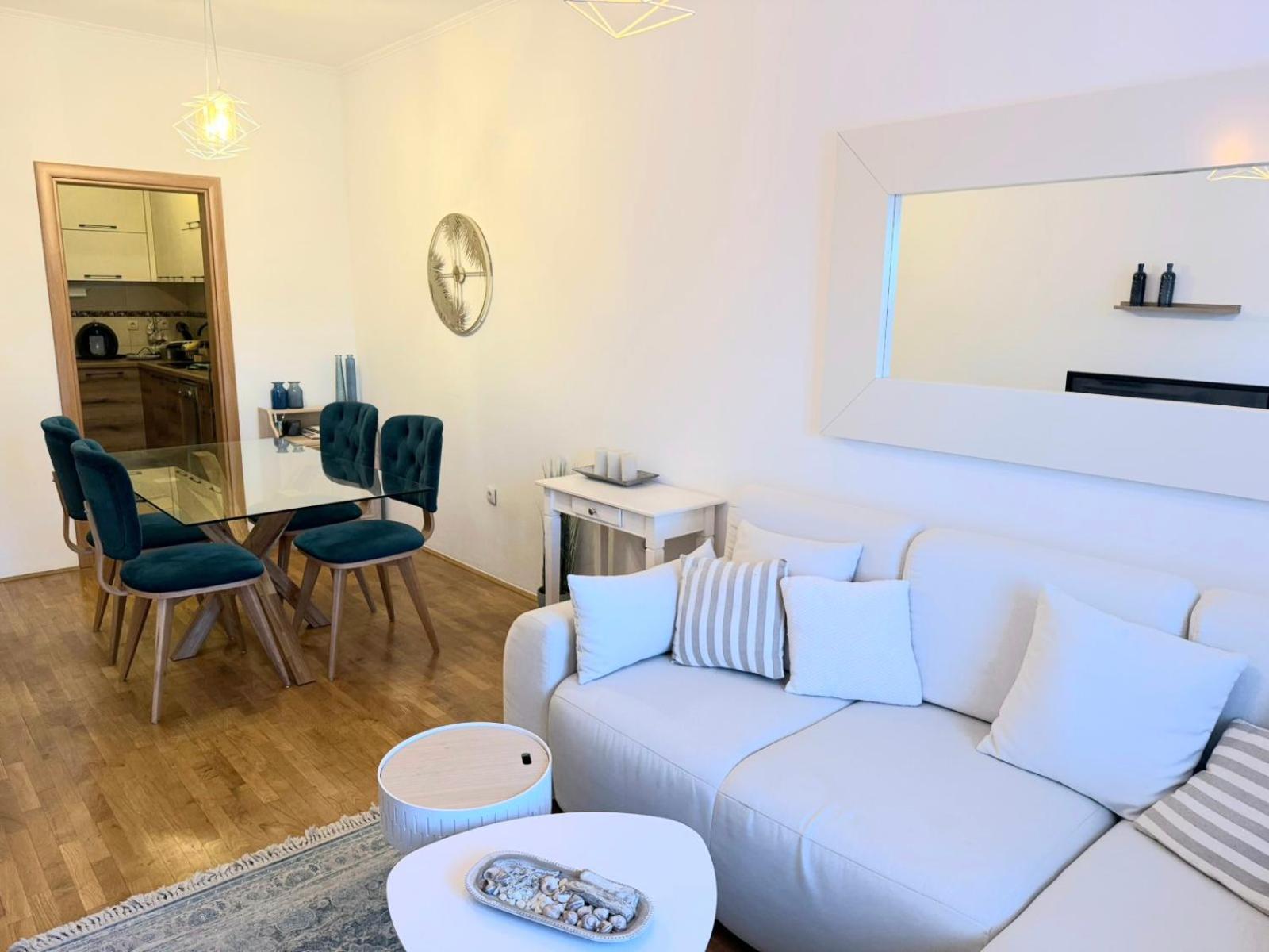 Agua Mare Apartment Budva Exteriör bild