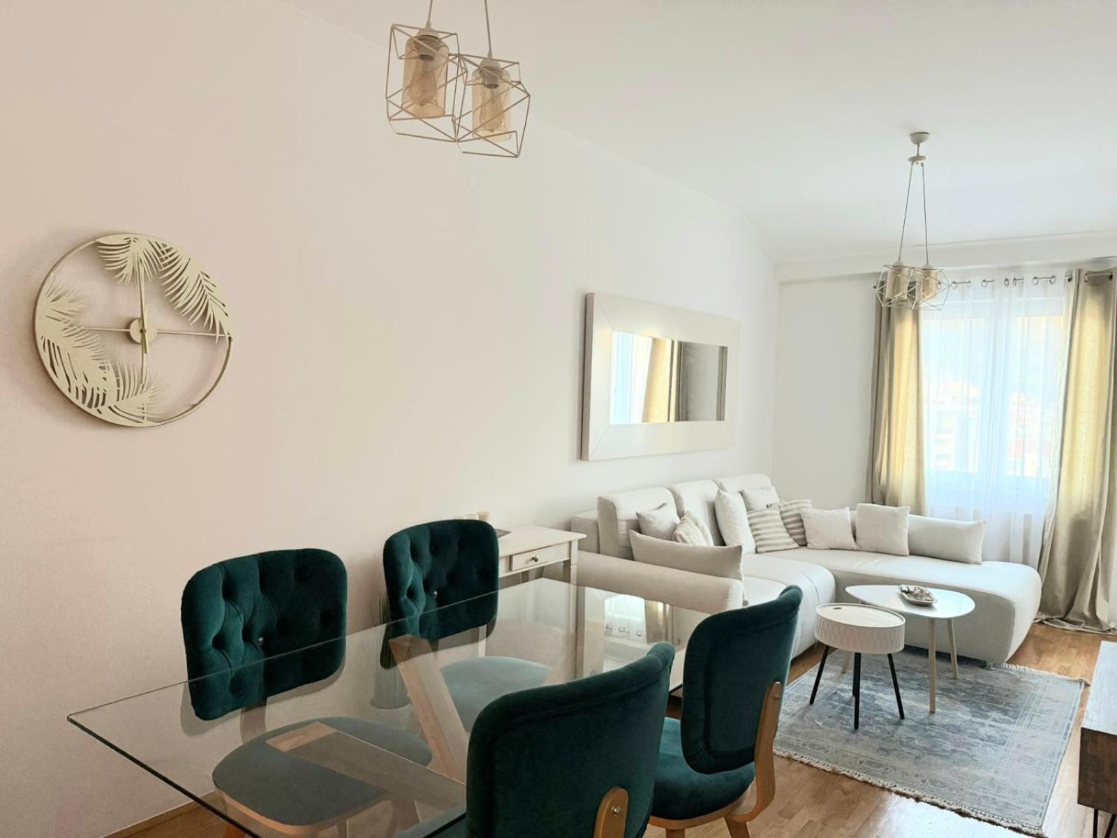 Agua Mare Apartment Budva Exteriör bild