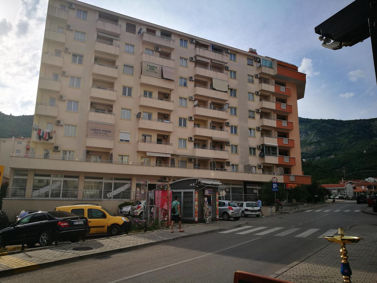 Agua Mare Apartment Budva Exteriör bild